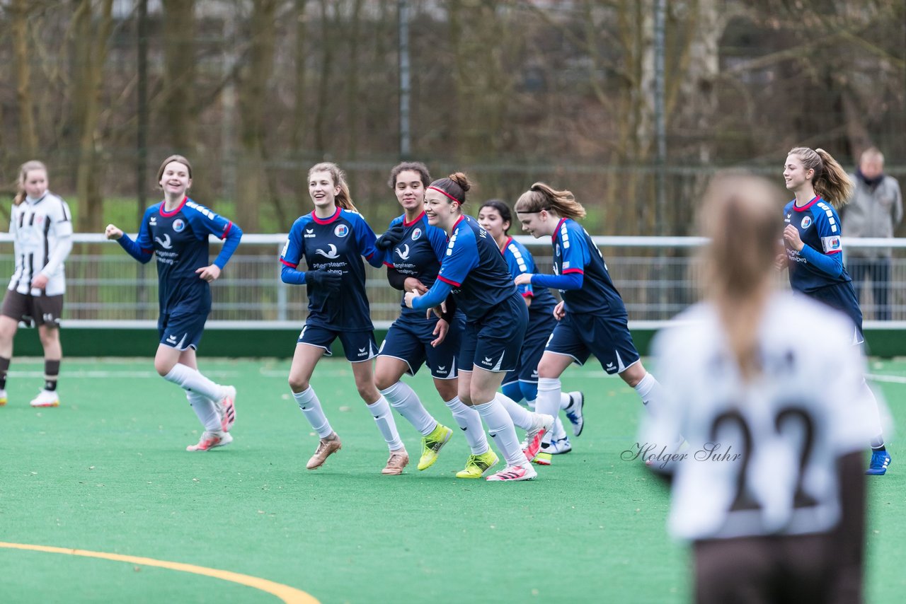 Bild 334 - wBJ VfL Pinneberg - St. Pauli : Ergebnis: 7:0 (Abbruch)